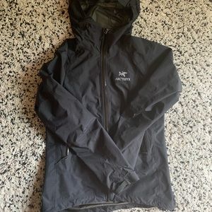 Arc’teryx Beta Jacket. Gortex shell. Black. Size M.
